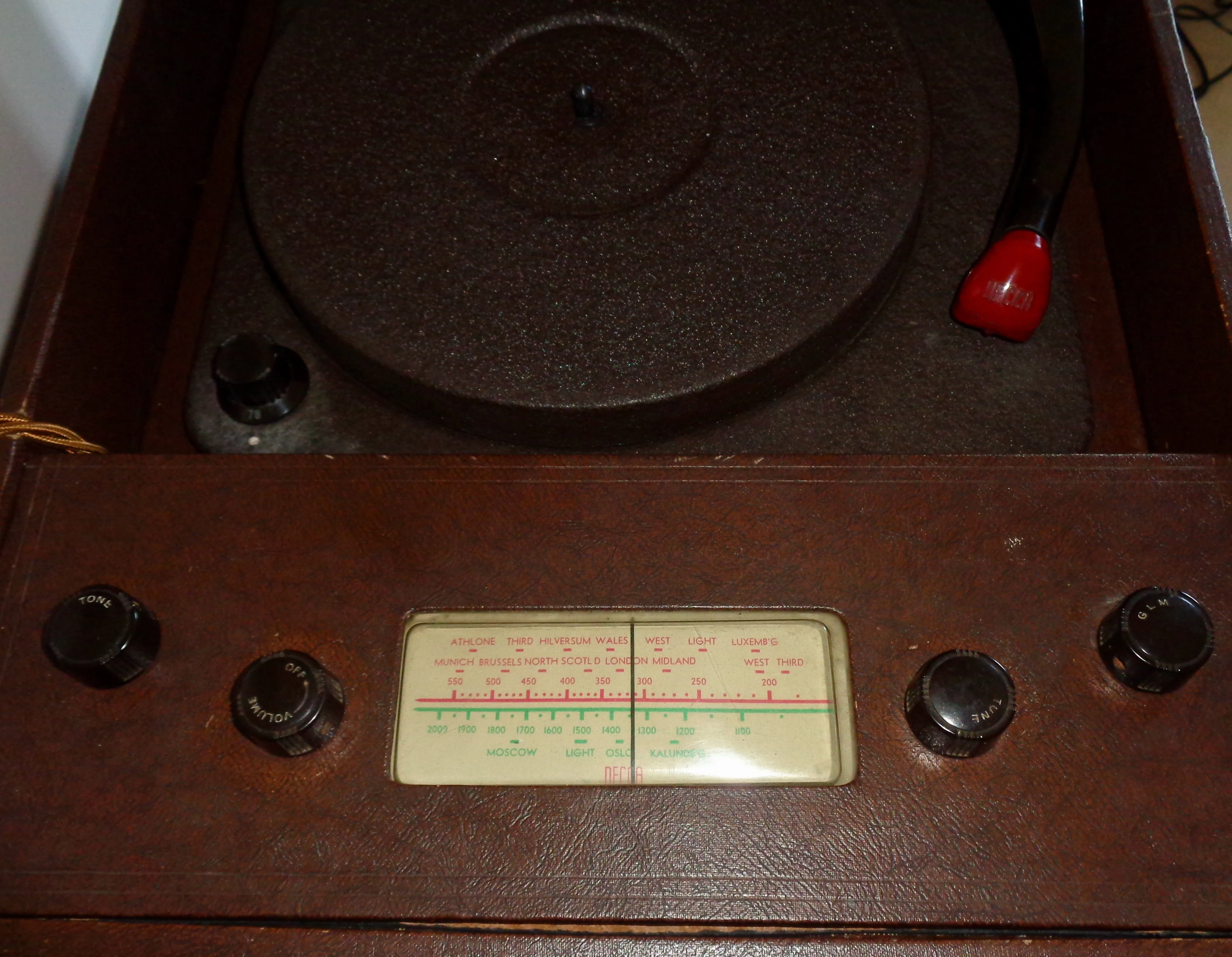 1952 Portable Decca Portrola Combined MW/LW Radio And Record Player