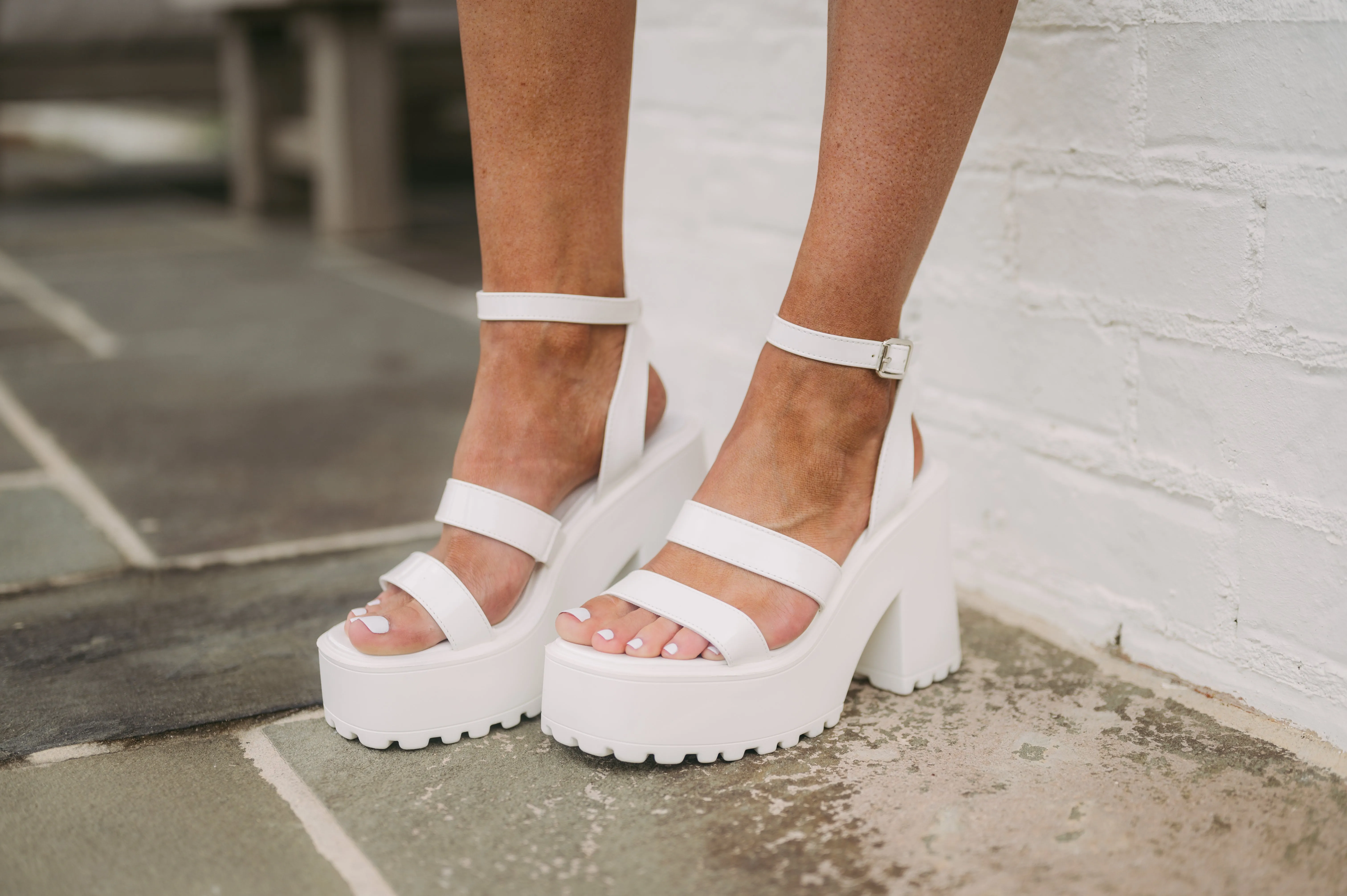 Amozae-Benee Chunky Heels-White