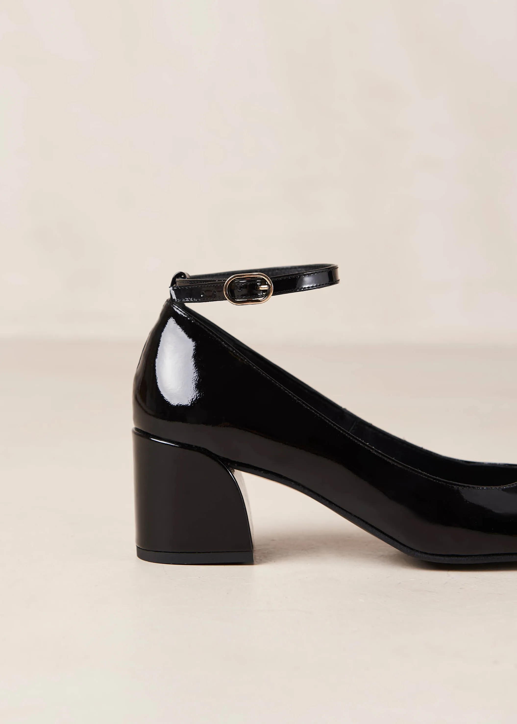 Antoine Onix Leather Pumps Black