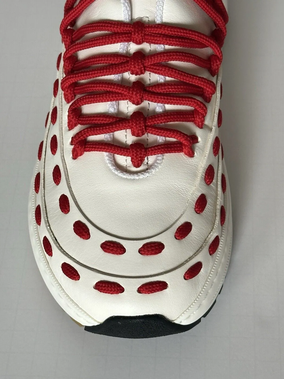 Bottega Veneta Mens Leather White/Red Sneakers 8.5 US (41.5 Eu) 578305 NIB $990