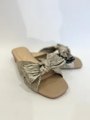 Bronze Reed Bow Sandal