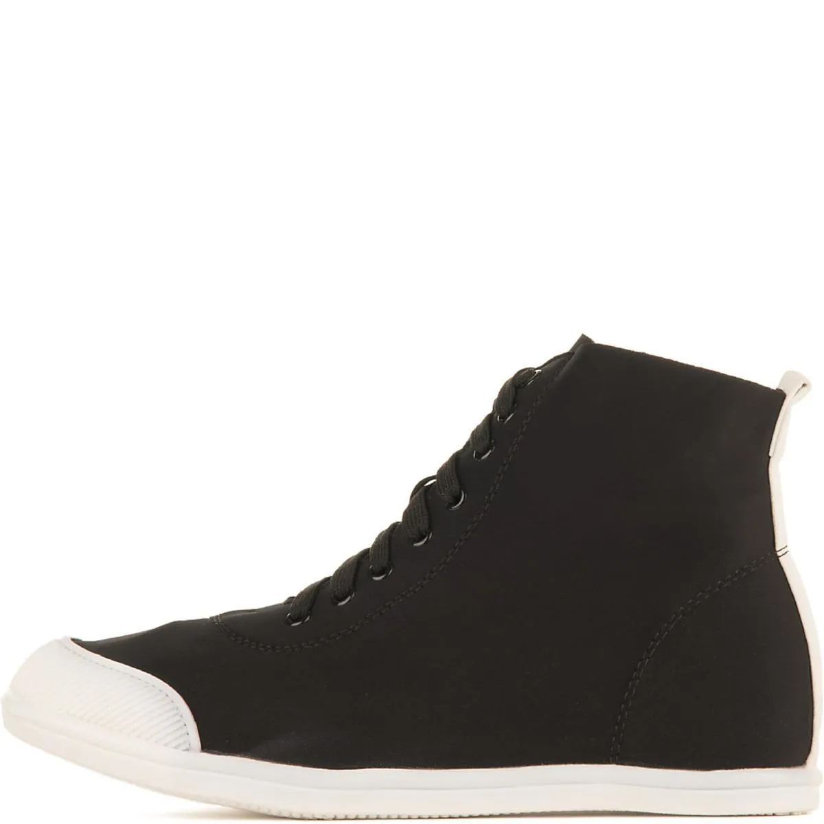 Capricorn-1 Casual Sneaker Black