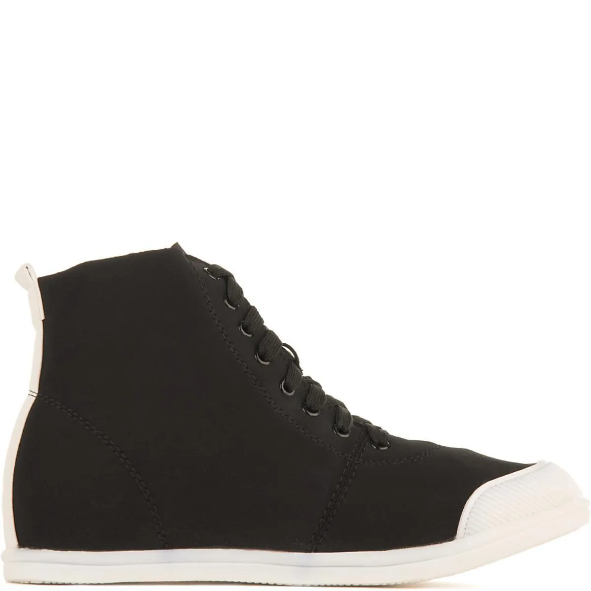 Capricorn-1 Casual Sneaker Black