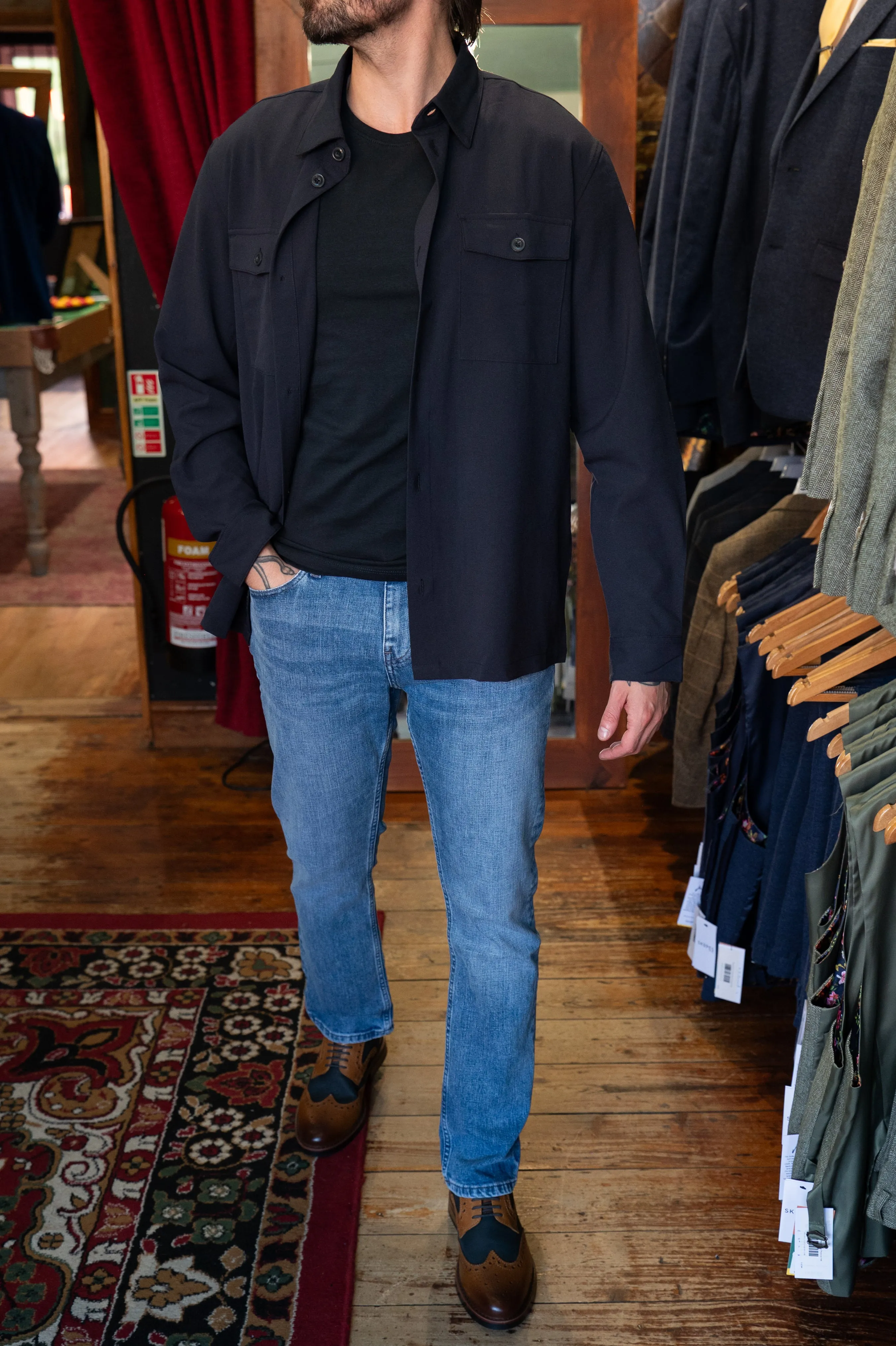 Dark Navy Travel Overshirt Casual Look