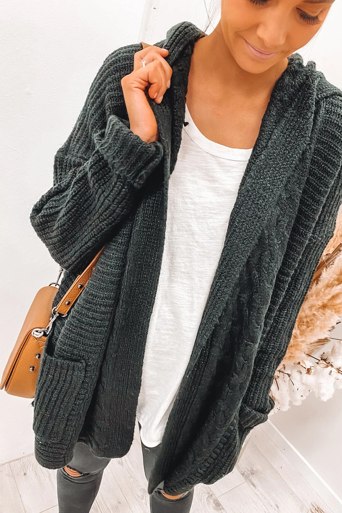 Homeward Bound II Cardigan Black