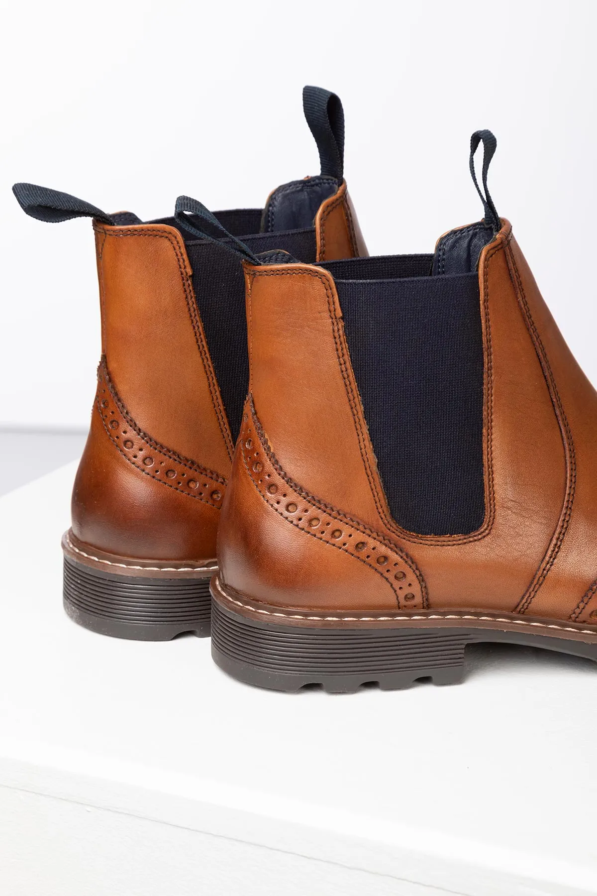 Men's Brogue Market Boots - Millington II