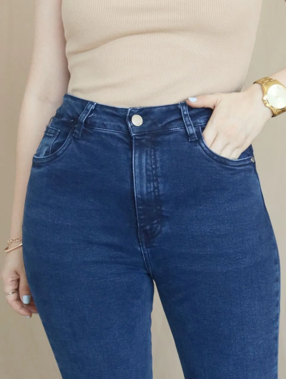 PANTALÓN FLARE JEAN