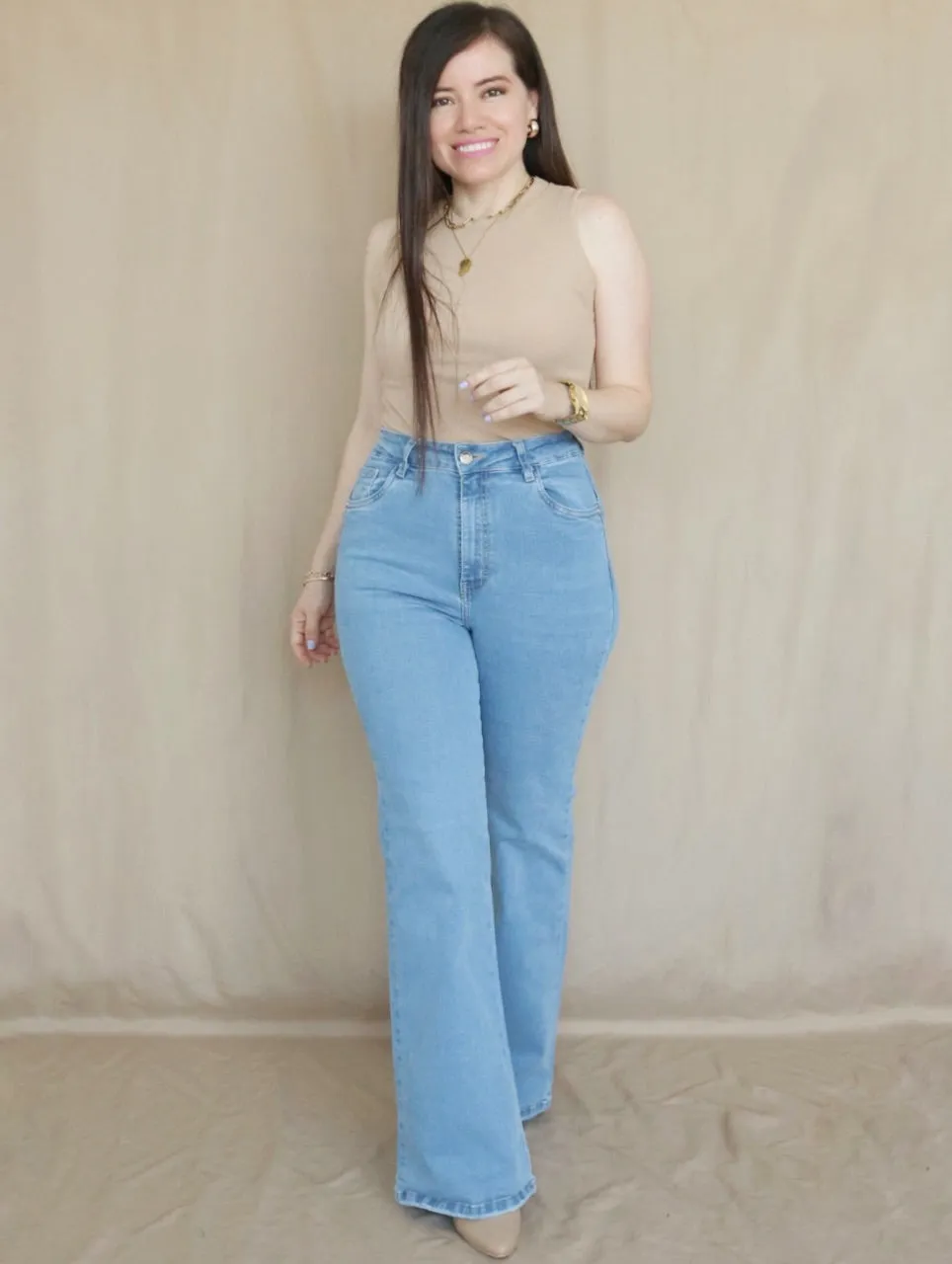 PANTALÓN SEMI FLARE JEAN