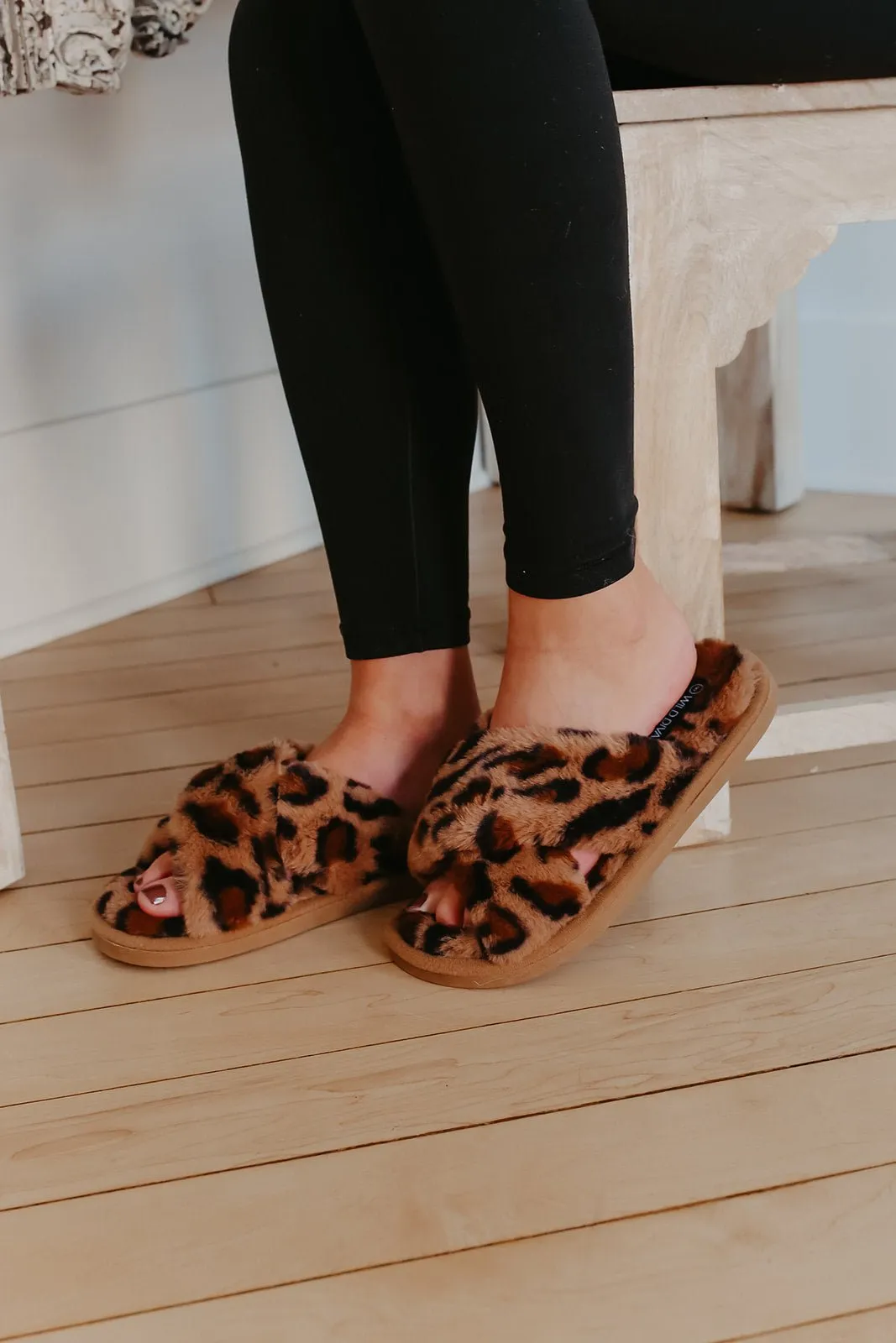 Plush Brown Leopard Slippers