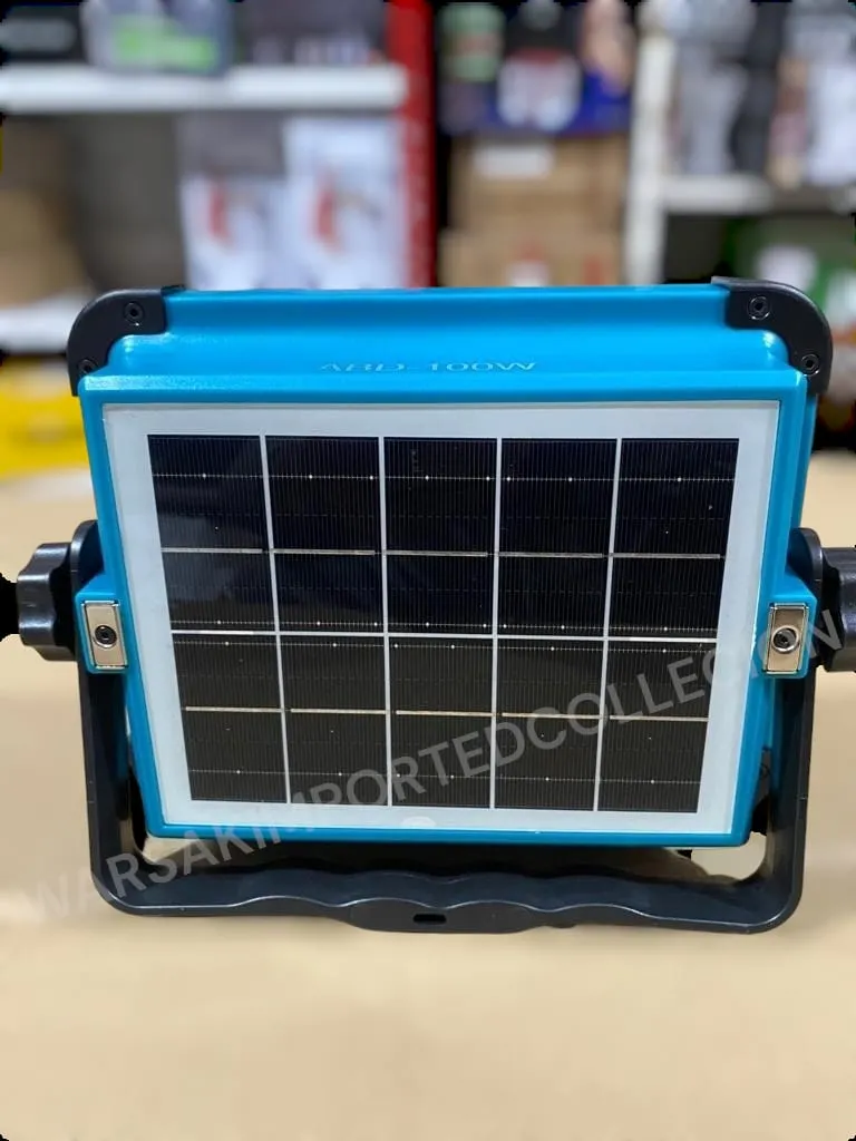 Portable 100W Rechargeable Solar Light C2