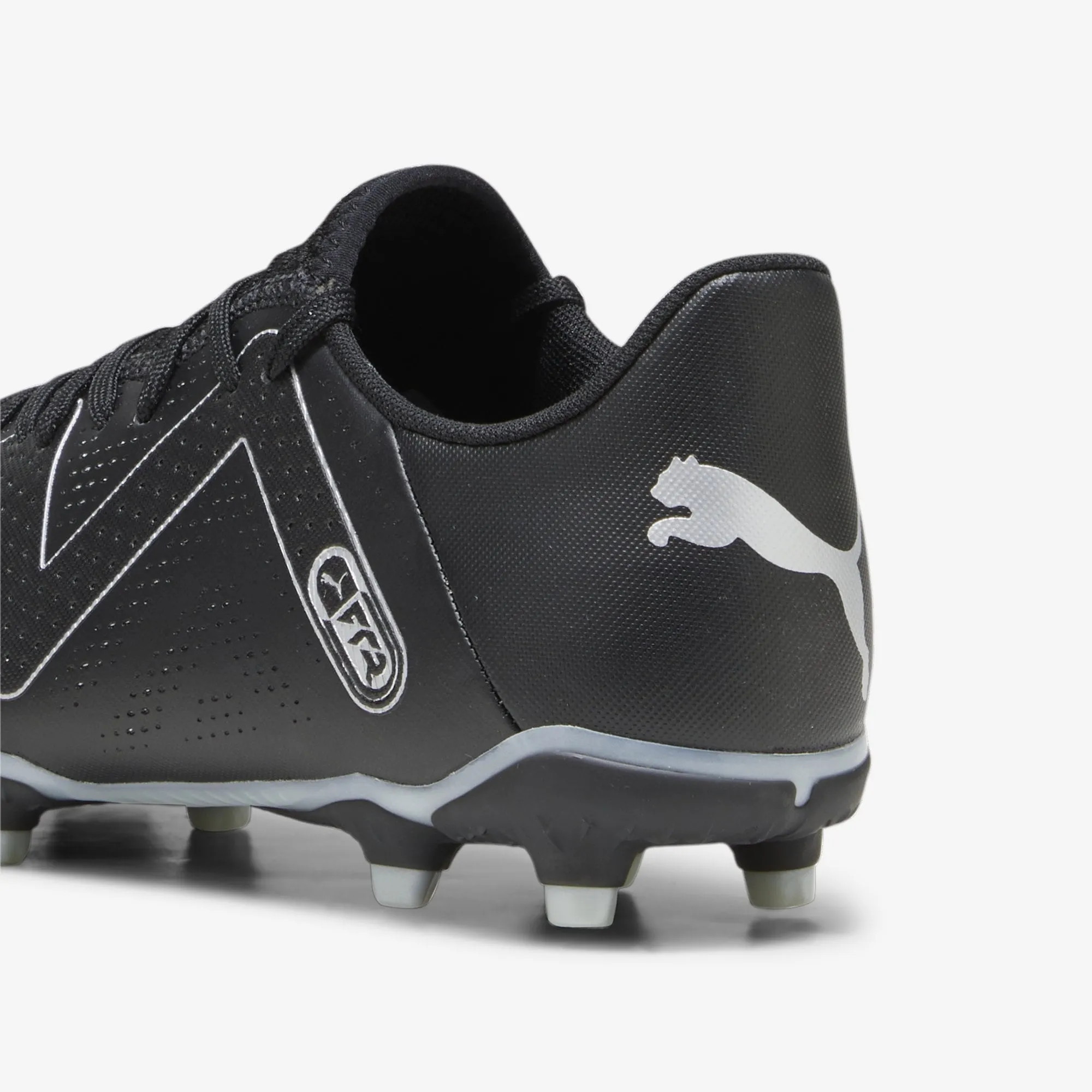 Puma FUTURE PLAY FG/AG Soccer Cleats