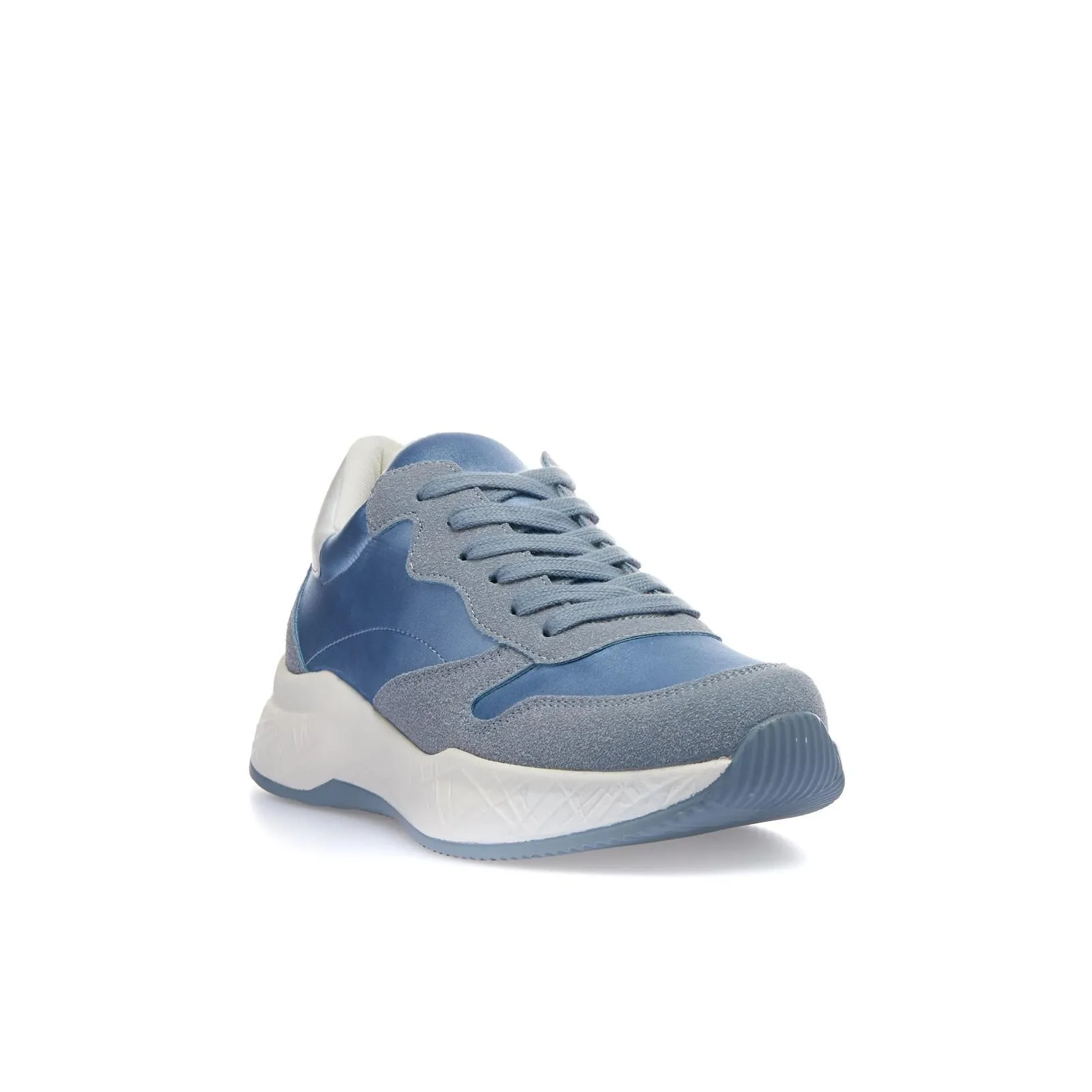 Sneakers azzurre con suola chunky