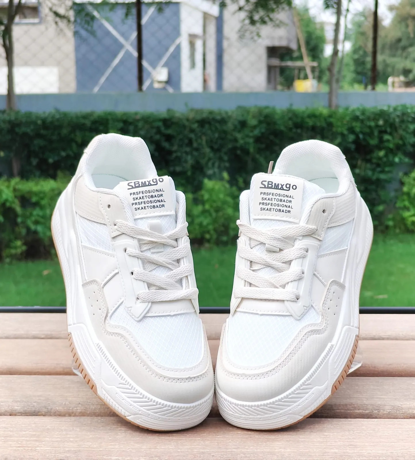 WOMAN'S SHOES WHITE CHUNK GS.42